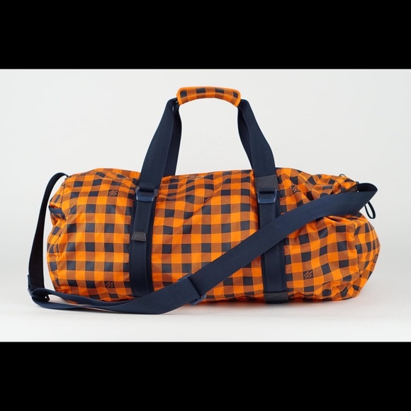 Louis Vuitton adventure practical duffle - Picture 1 of 10